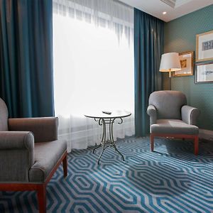Deluxe Zimmer mit Kingsize-Bett
